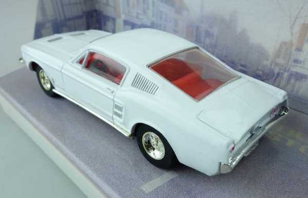 Dinky Toys England Ford Mustang Fastback 1967 DieCast Model in original box (7454)